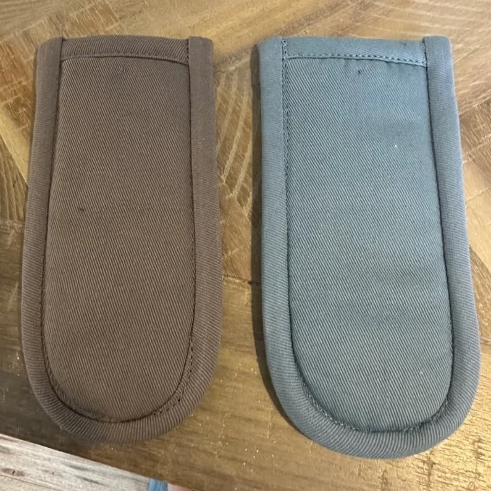 Set of 2 fabric pot handle covers for carrying